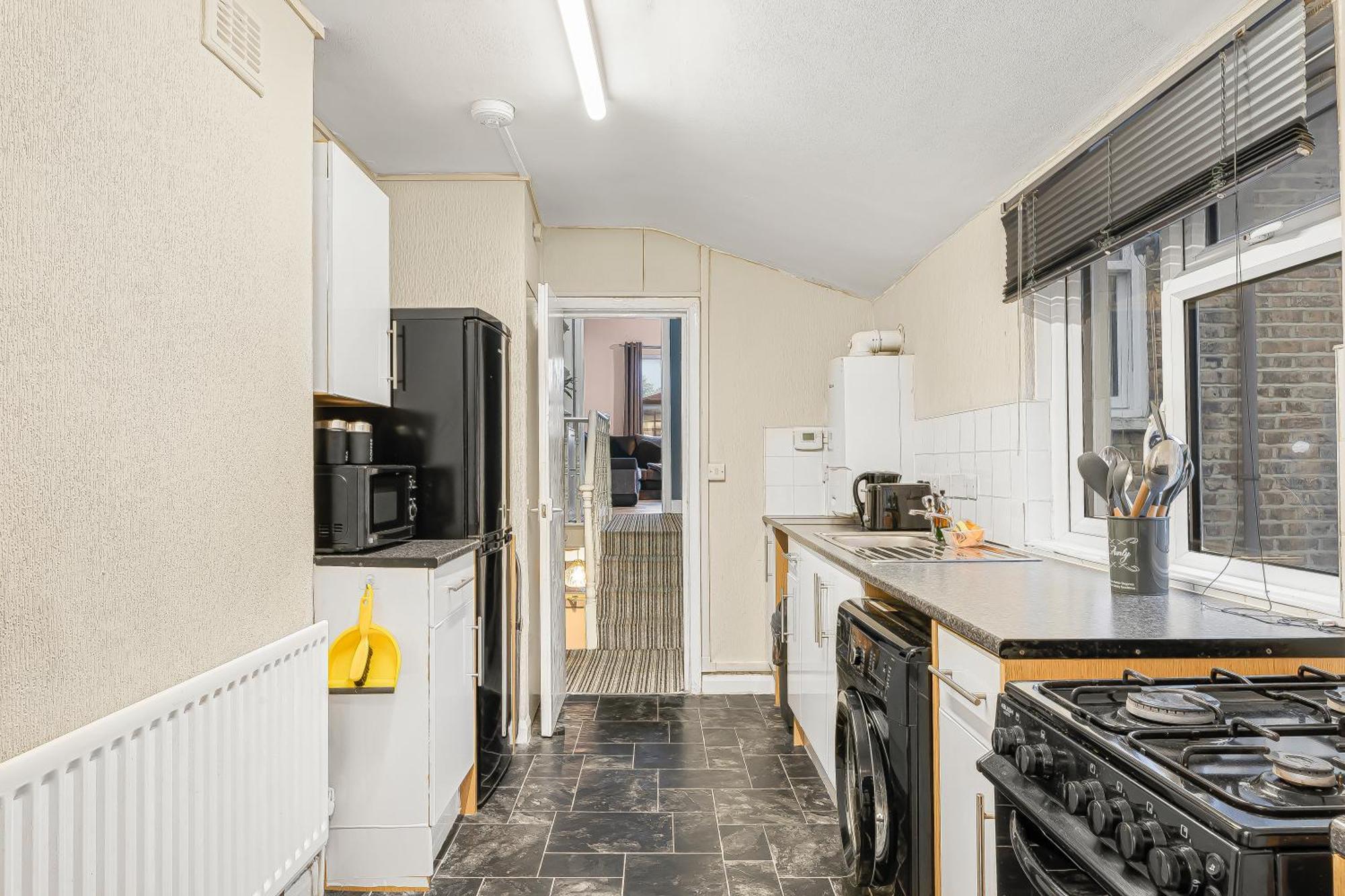 Spacious One Bedroom Private Flat In Brixton +Wifi Лондон Экстерьер фото