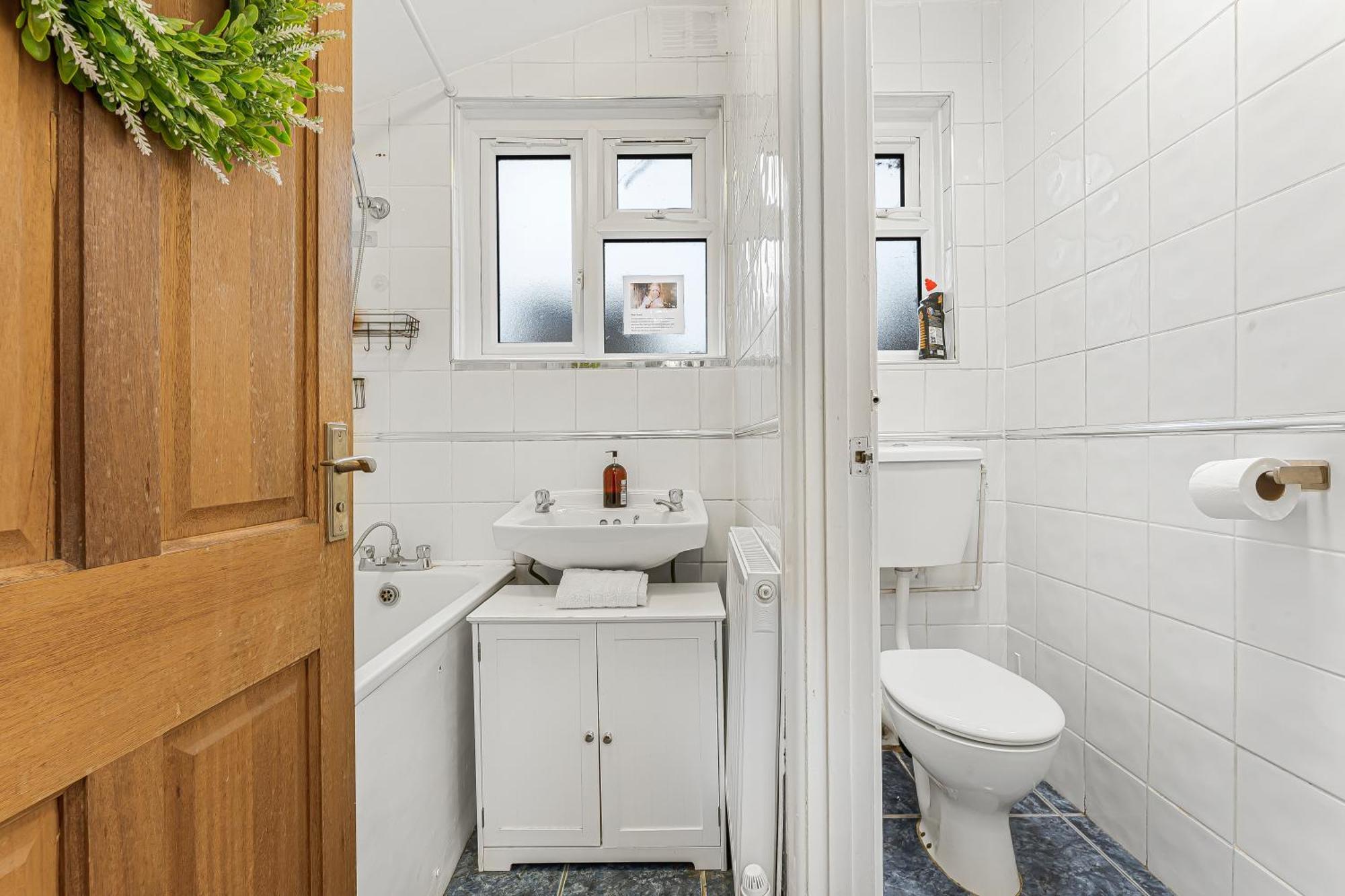 Spacious One Bedroom Private Flat In Brixton +Wifi Лондон Экстерьер фото